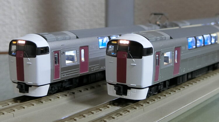 精密加工】上下階全車両室内灯付 215系(2次車)TOMIX フル