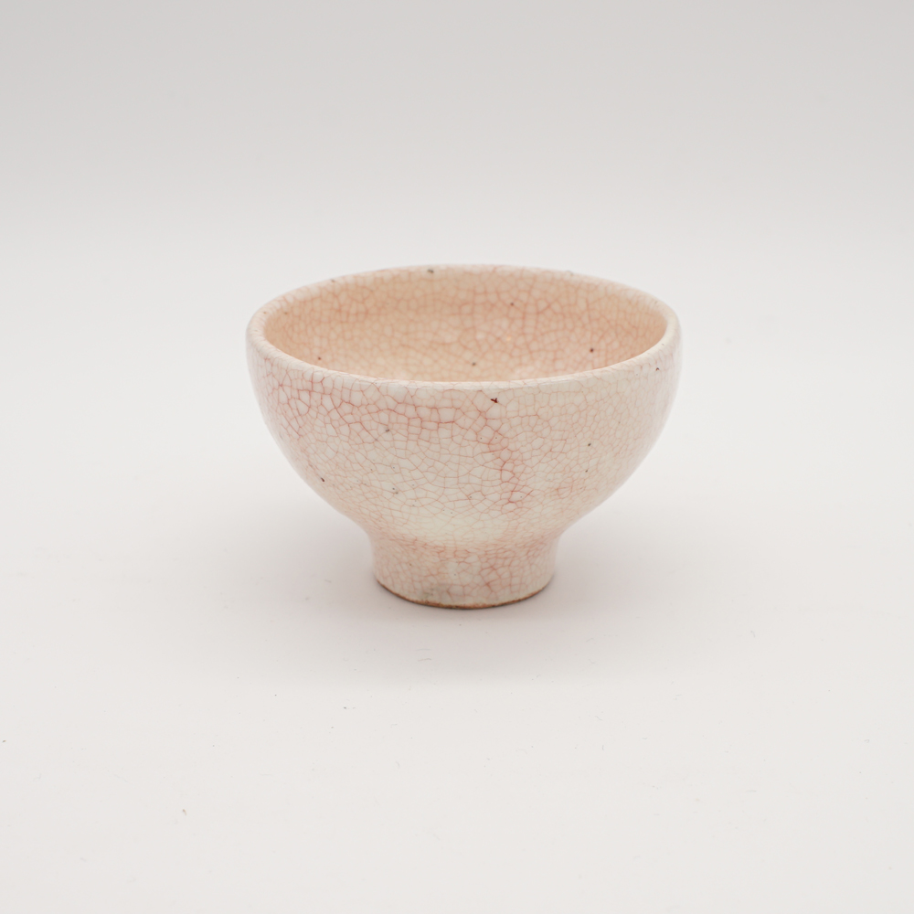 遺品整理◼️蔵から可愛らしい織部焼？と思われるお猪口、ぐい呑みが出