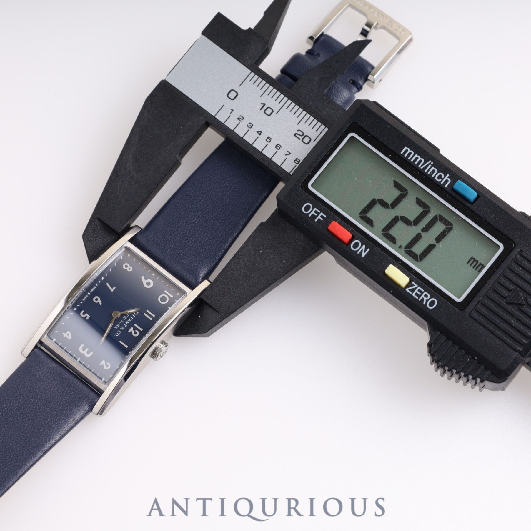 Tiffany & Co. ビンテージ レザー 時計 替えレザーベルト2本付き