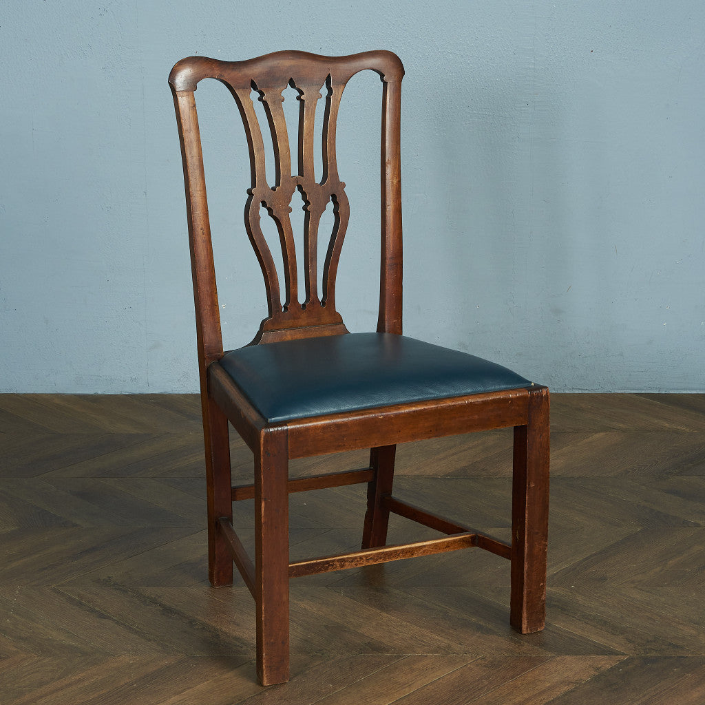 チッペンデール CHIPPENDALE – camori ヴィンテージ家具・北欧