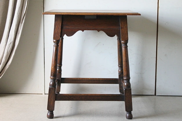 1920年代オーク材のパブテーブル イギリスアンティーク家具