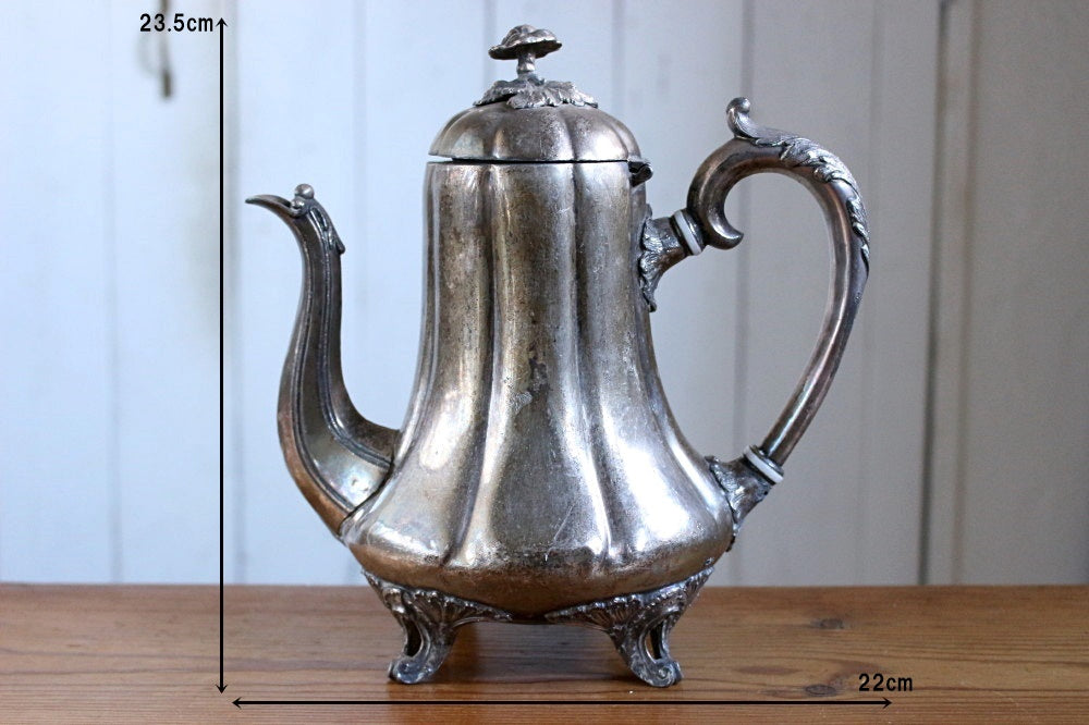 エレガントなシルバープレートポット（高さ23.5cm） フランス