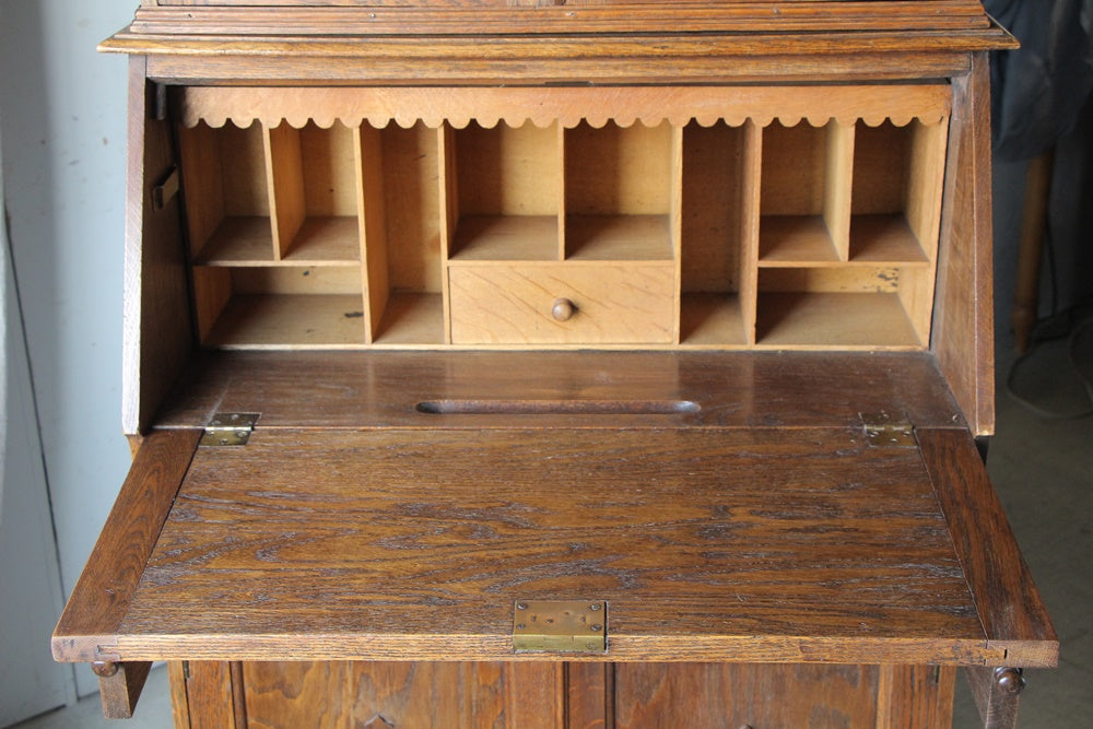 1920年代オーク材ブックケース付きライティングビューロー イギリス