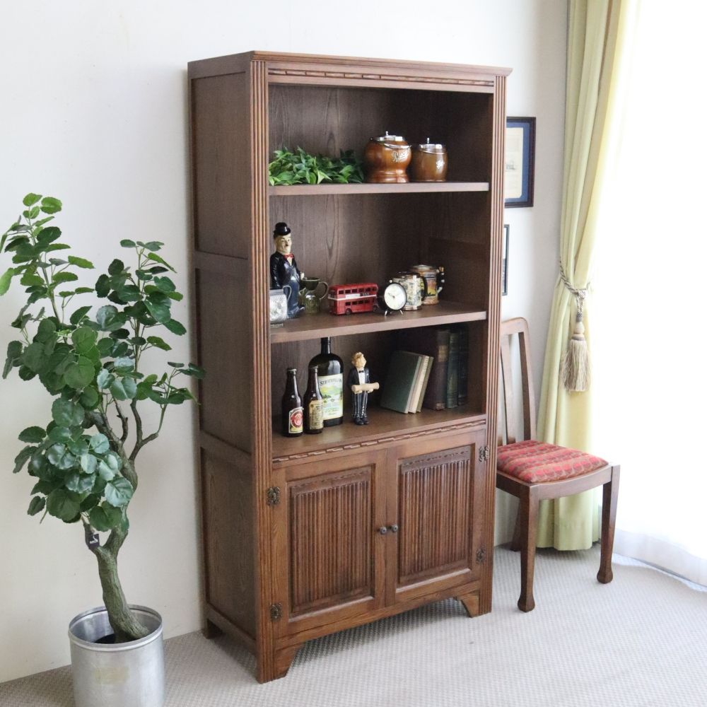 ハンドメイド アンティーク風キルトバー付きブックシェルフ