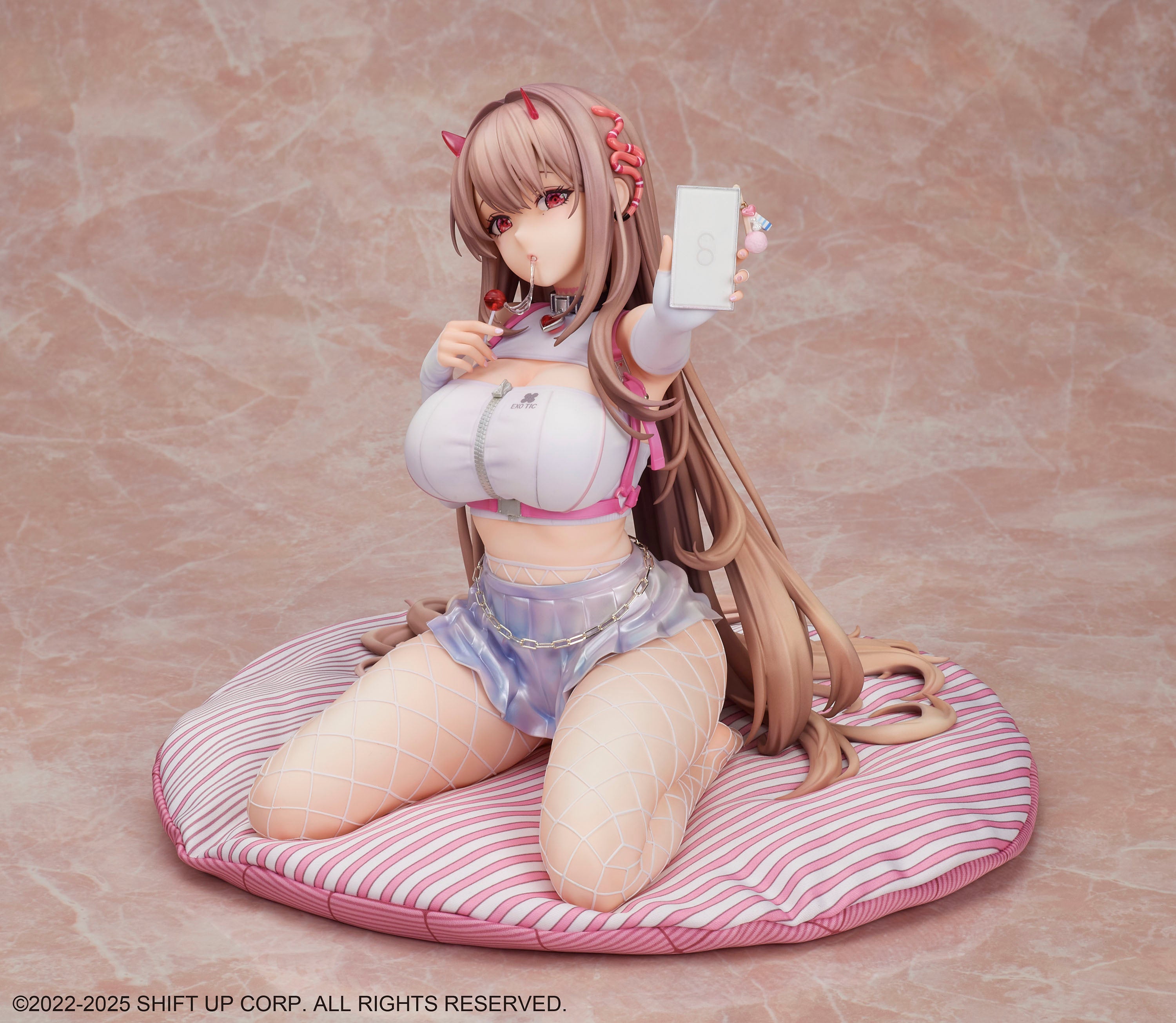 勝利の女神：NIKKE バイパー 1/4スケールフィギュア – COCOストア