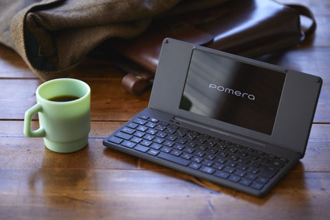 デジタルメモ「ポメラ」DM250とは？特長や使い方、活用アイデアなど