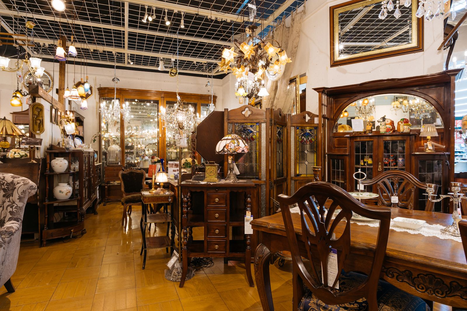 OLD FRIEND 瑞穂店｜アンティーク家具・雑貨のライフスタイルショップ