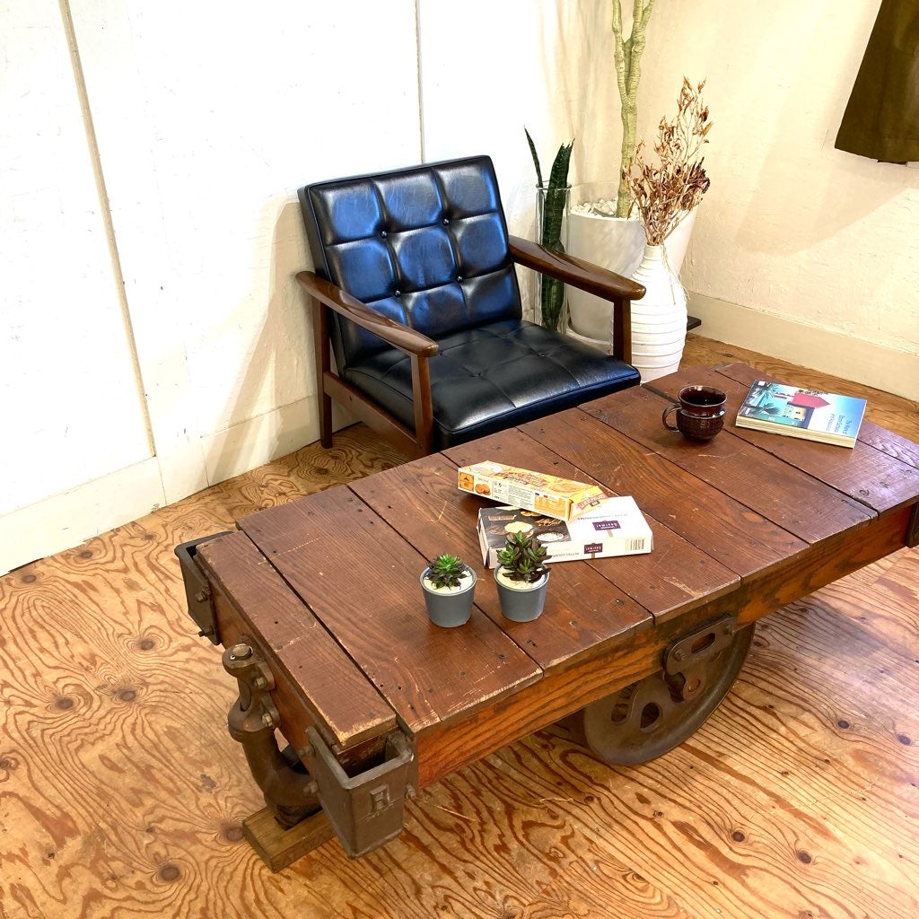 インダストリアル トロリーテーブル リビングテーブル ディスプレイ