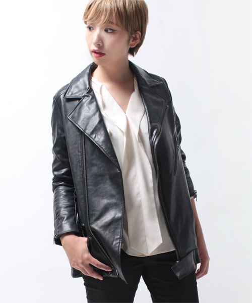 NANO universe（ナノユニバース）の「BARK TANNAGE/Fレザーライダース