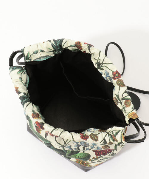 caban（キャバン）の「CABaN パレルモプリント ドローストリングバッグ