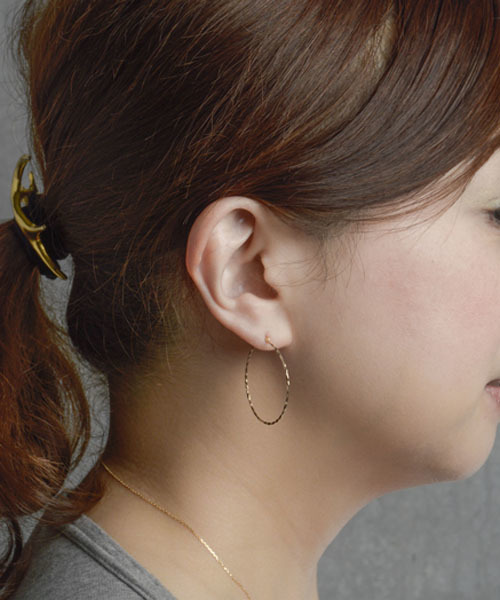 agete（アガット）の「K10フープピアス（10153112047）（ピアス（両耳