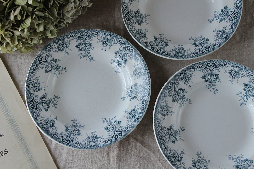 希少 ルーマニア コロンド 飾り皿 Máthé Dénes 作