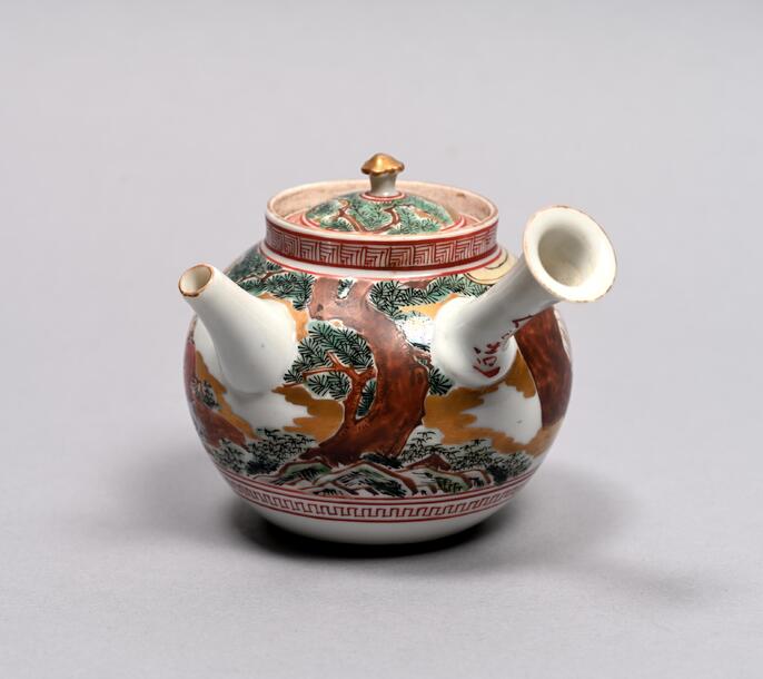 京焼 清水七兵衛 金彩色絵人物図 横手急須