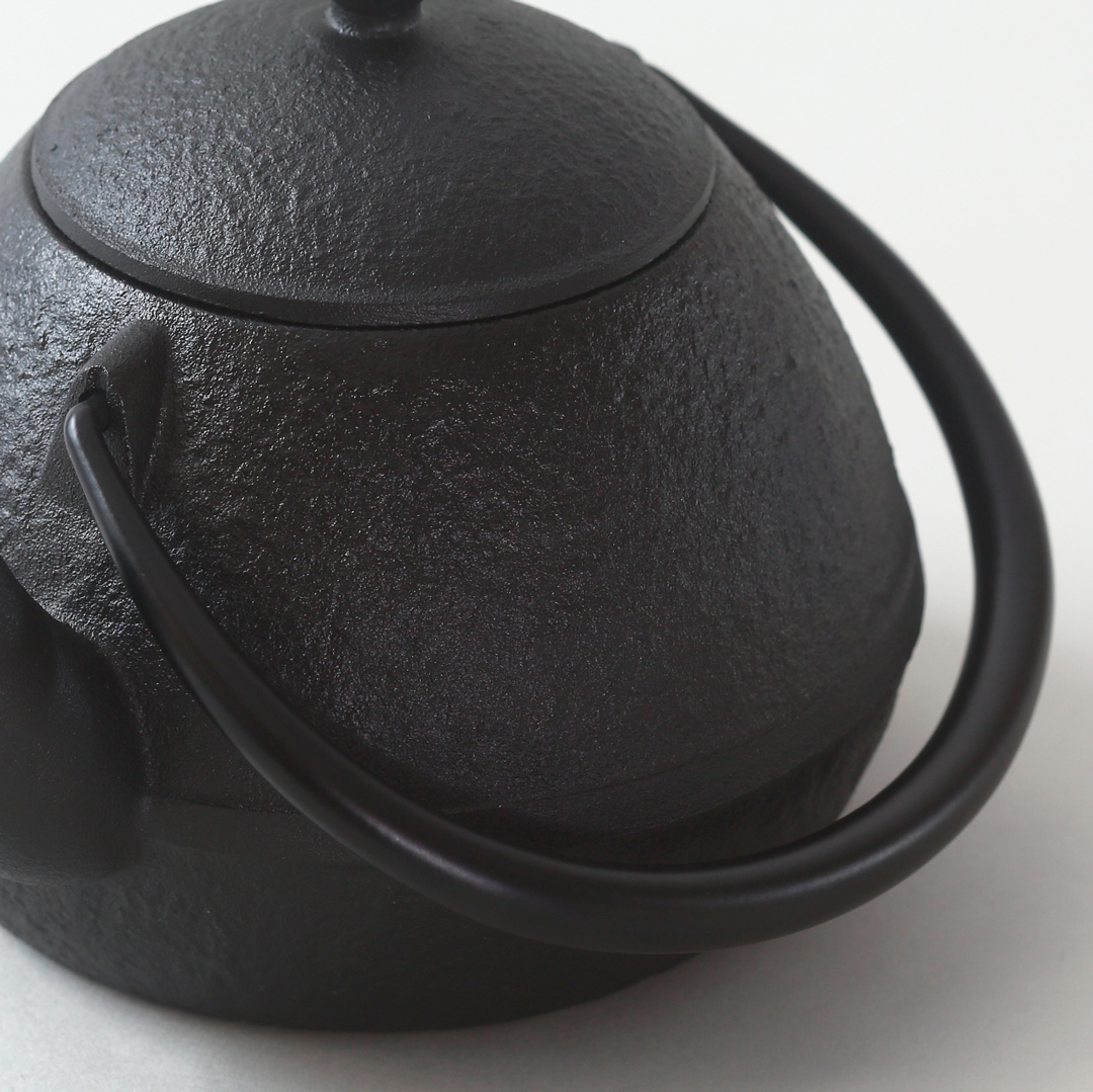 鉄瓶 たまご形 0.55L （OIGEN／オイゲン） | cotogotoスタッフの愛用品