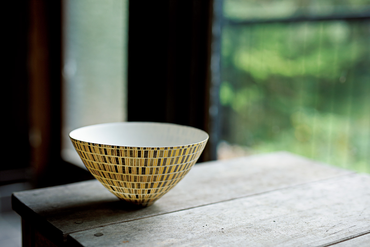 人気・一点物】青木良太 銀瓷手捏少服茶盌 人気・一点物】青木良太 銀