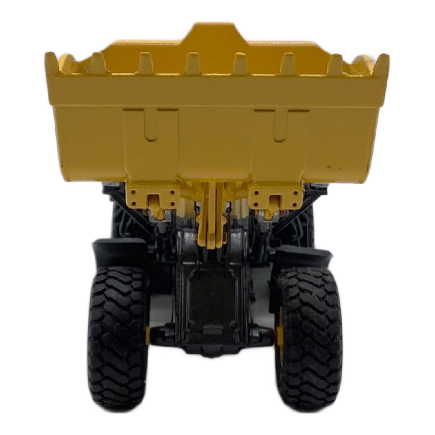 KOMATSU (コマツ) ホイールローダー WA 470-8｜トレファクONLINE