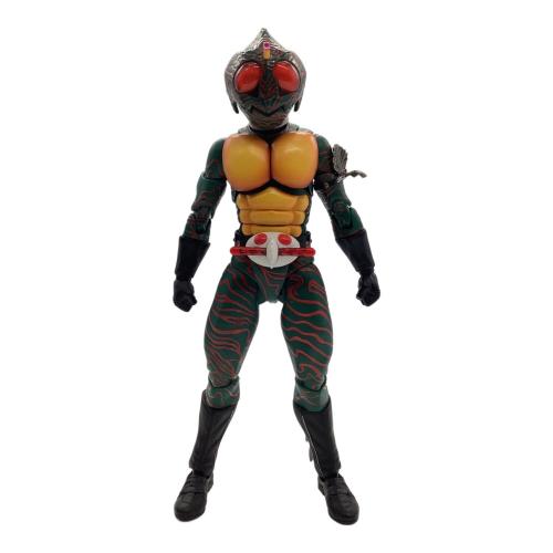 BANDAI (バンダイ) S.H.Figuarts（真骨彫製法） 仮面ライダーアマゾン