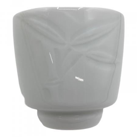 井上萬二窯(イノウエ マンジ) ぐい呑み 白磁笹彫文｜トレファクONLINE