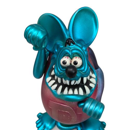 RAT FINK フィギュア ソフビ メタリックブルー ピンク Amazon.co.jp