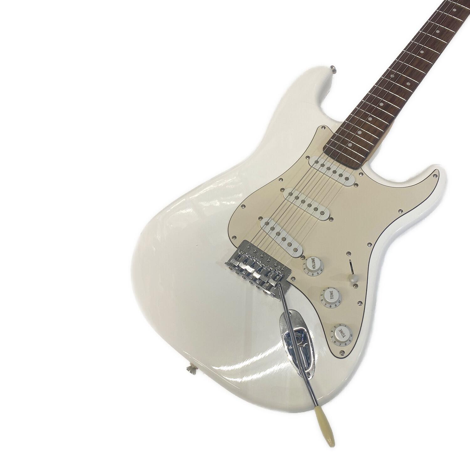 MAvis メイビス ストラトキャスター エレキギター 土.日発送になります