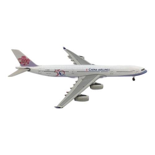 CI 中華航空 Planetags A340-300 白色 CI 中華航空 Planetags A340-300