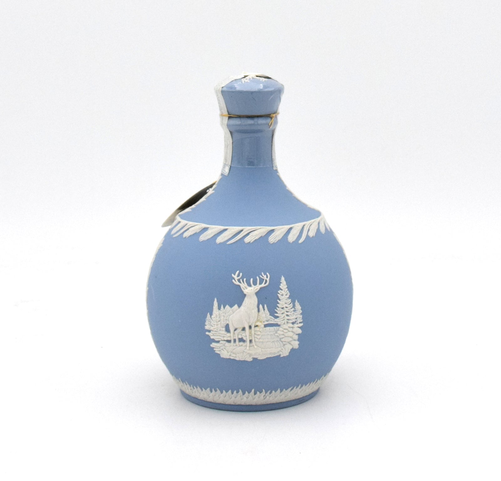 Glenfiddich Wedgewood Decanter 21 Year Scotch Whisky – FineLiquors