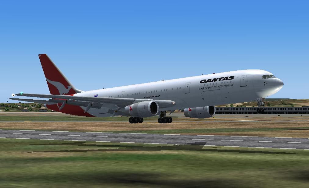 iFDG Boeing 767-336ER QANTAS VH-ZXA for FS2004