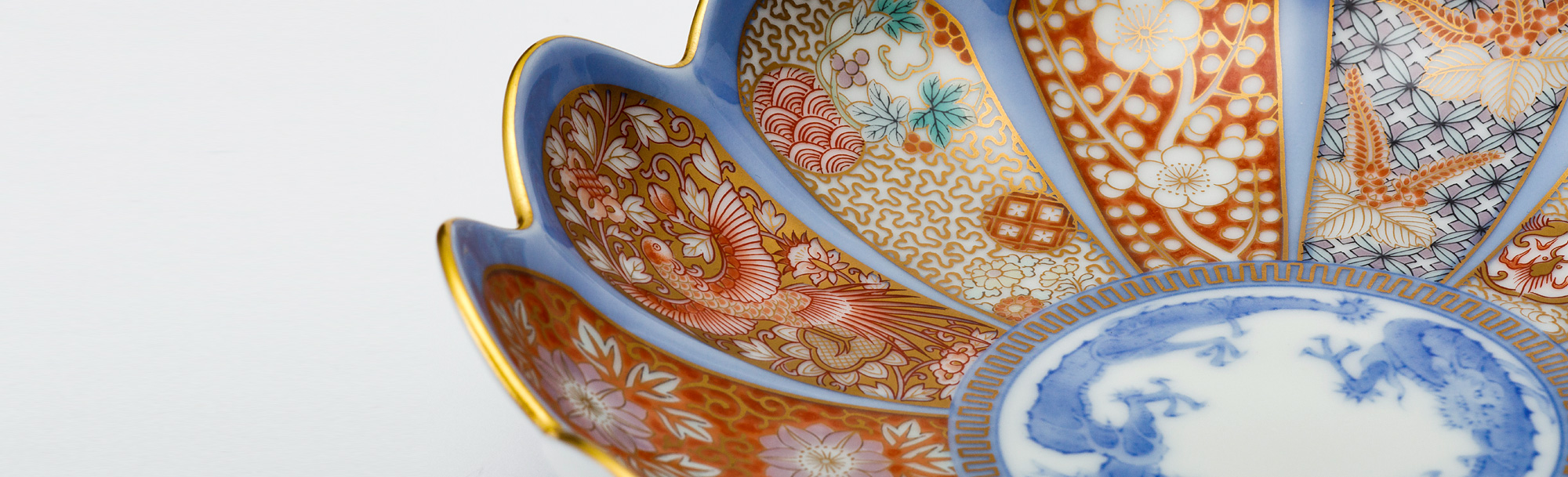 有田焼 深綿 梅鳳凰絵 一進 絵皿 飾皿 置物 有田焼 深綿 梅鳳凰絵 一進