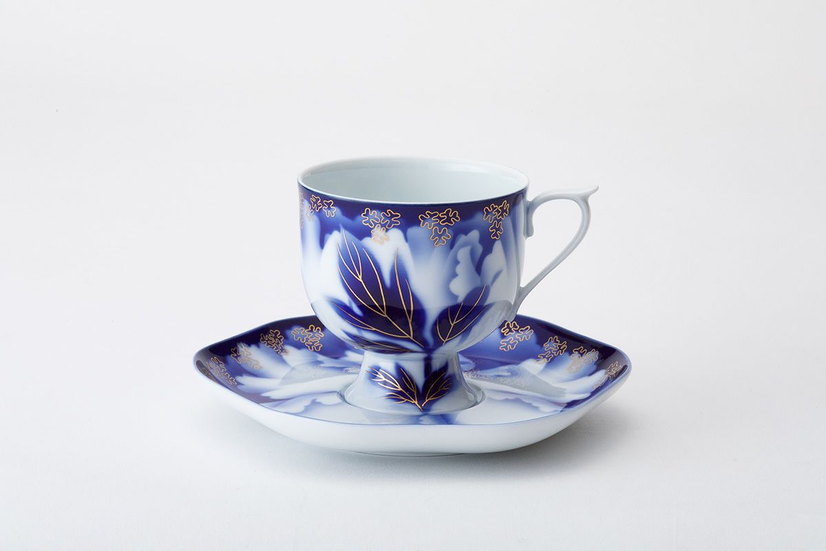 No4397 深川製 珈琲碗皿揃 牡丹金ミル 6客 共箱 有田焼 送料