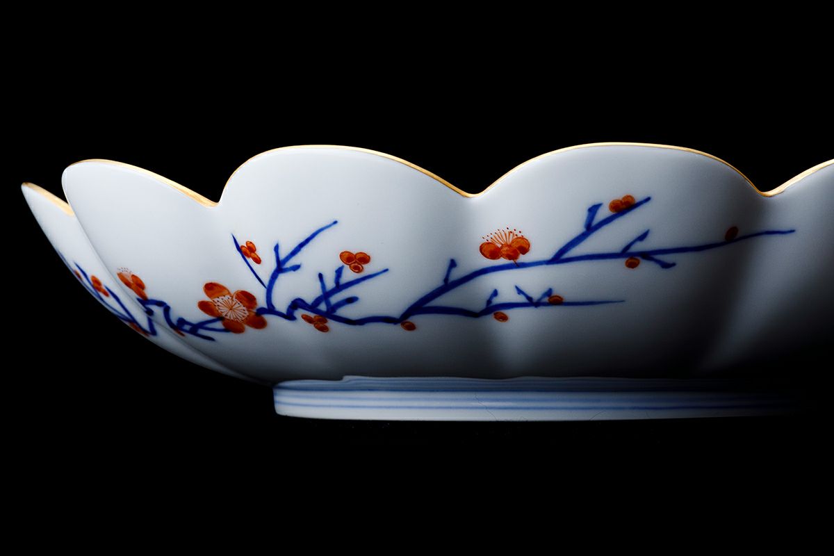 PEACE 深川製磁 あやめと朝顔 菊型飾皿 (裏側に傷あり） あやめと朝顔