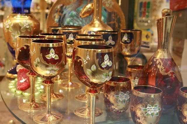 感動のイタリア旅行 (宝石のようなガラス細工ベネチアングラス): GAKU