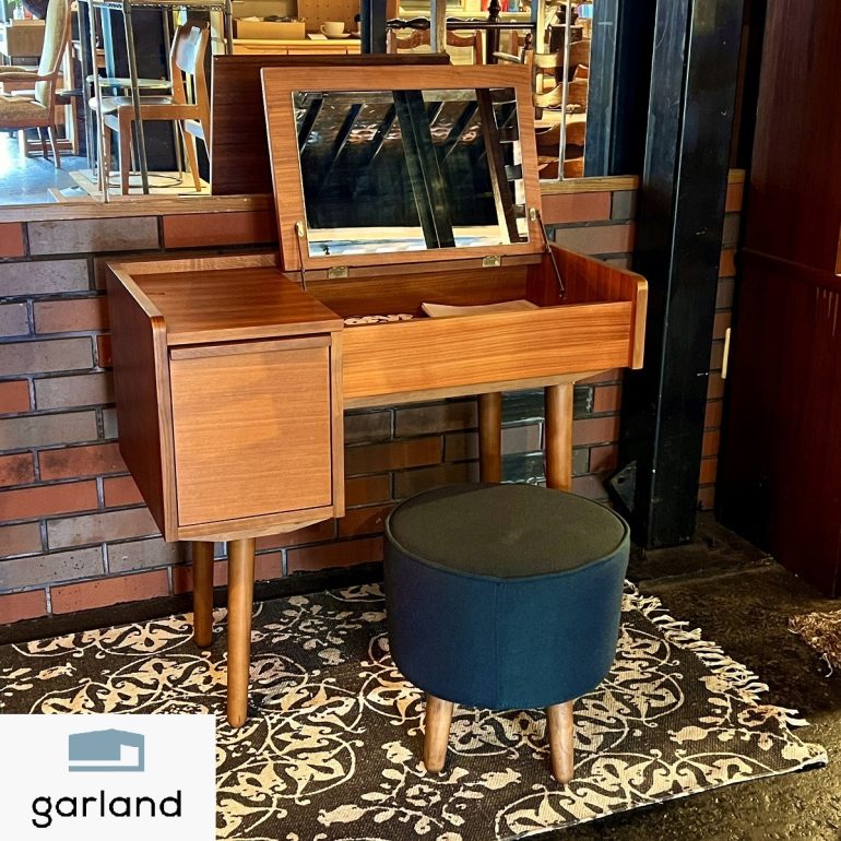 unico(ウニコ)の中でも人気のALBERO(アルベロ)シリーズ ドレッサーです