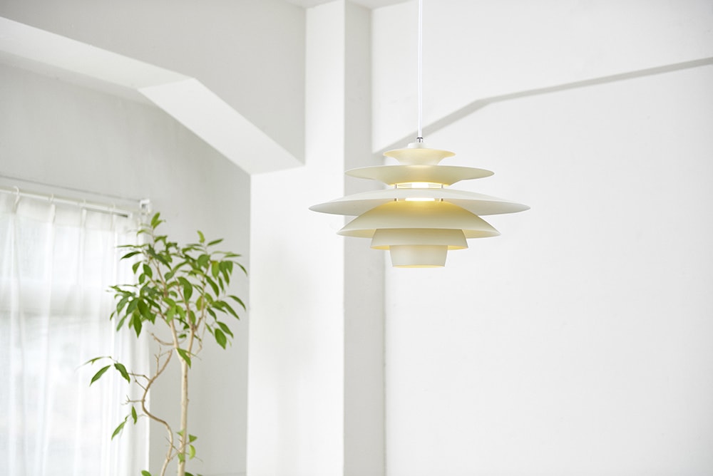 りょたちゃん様リクエスト品】インターフォルム ペンダントライト