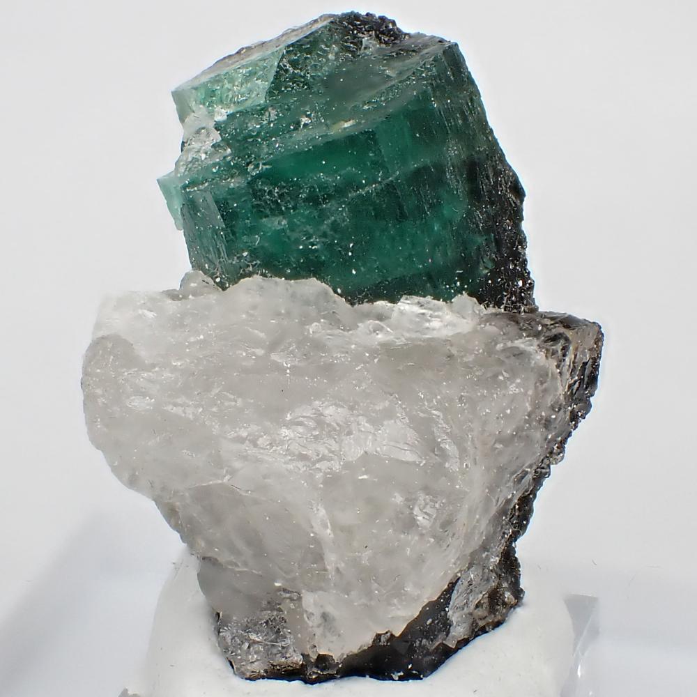 エメラルド 原石 パキスタン産 大得価，新作登場 【パキスタン産