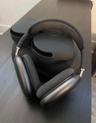 Apple AirPods Max Wireless Over-Ear Headset - Space Gray