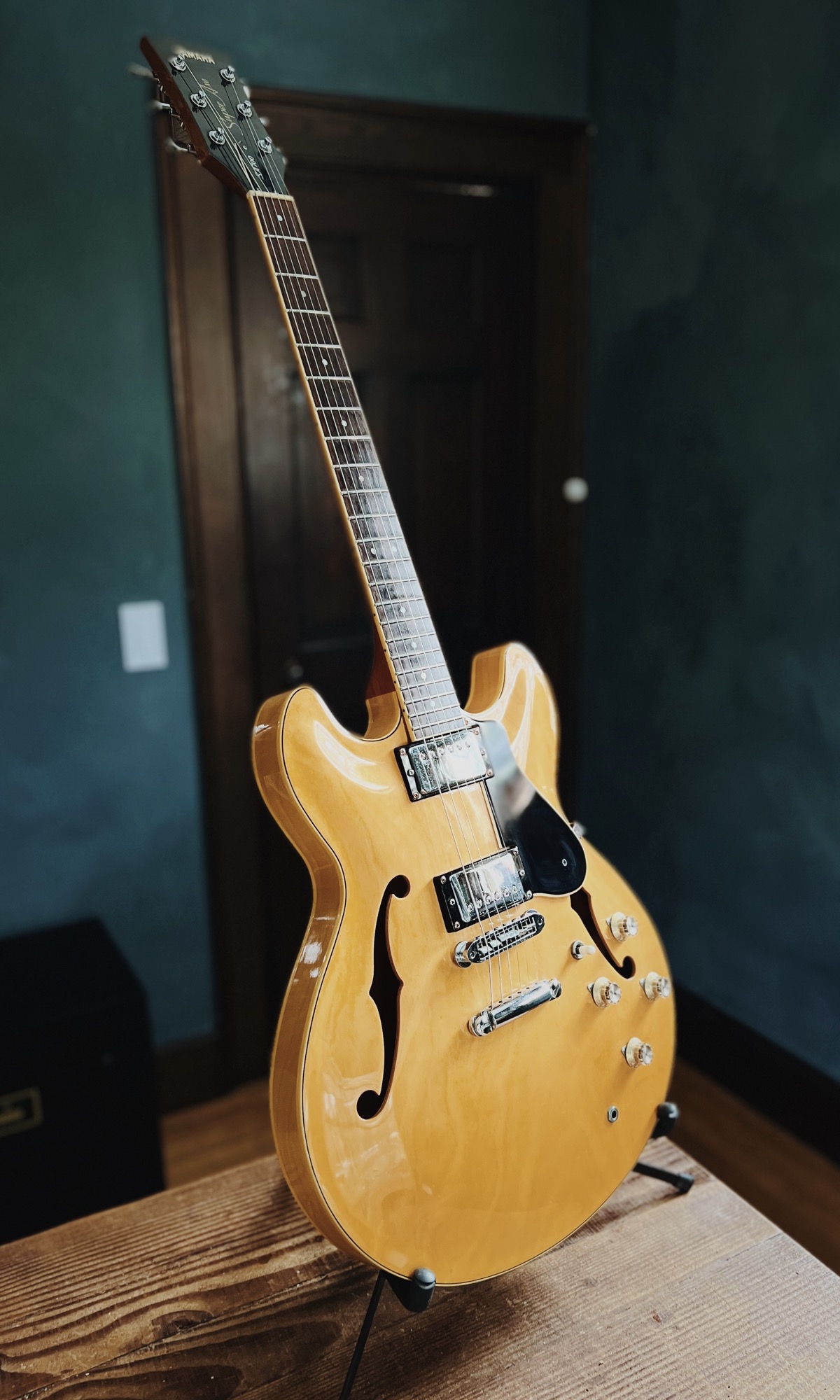 Just arrived from overseas, my 1977 Yamaha “Super Axe” SA700. Can