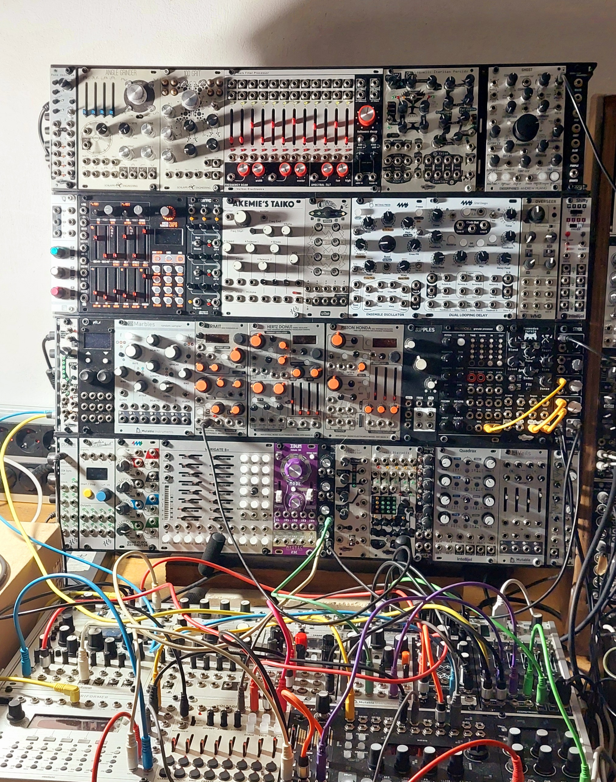 SinuSoda Four Pack 6U 104HP ユーロラックケース