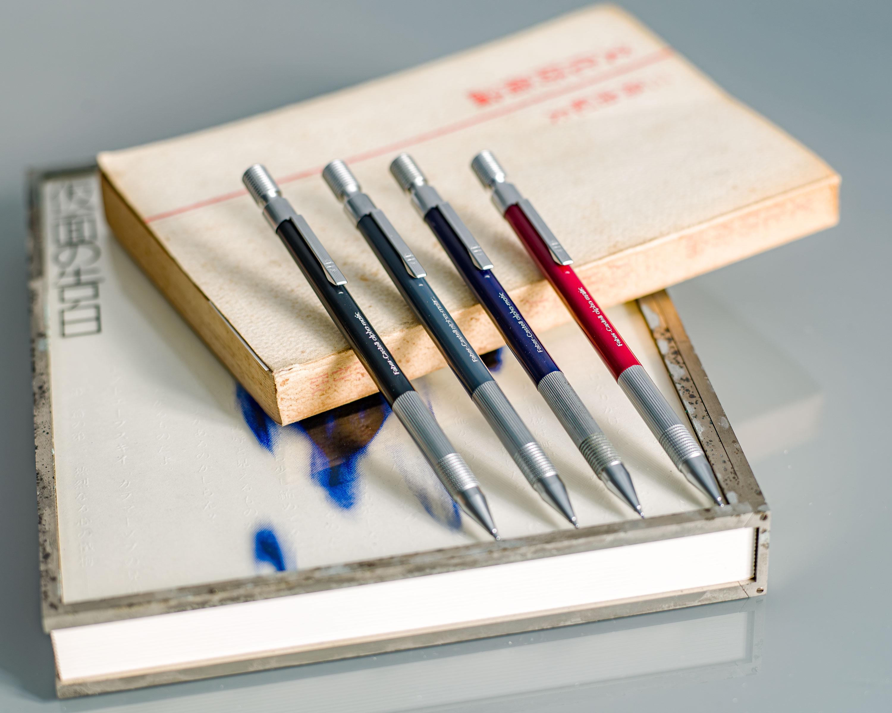 ファーバーカステル アルファマチック 黒、グレー、青、赤。 : r