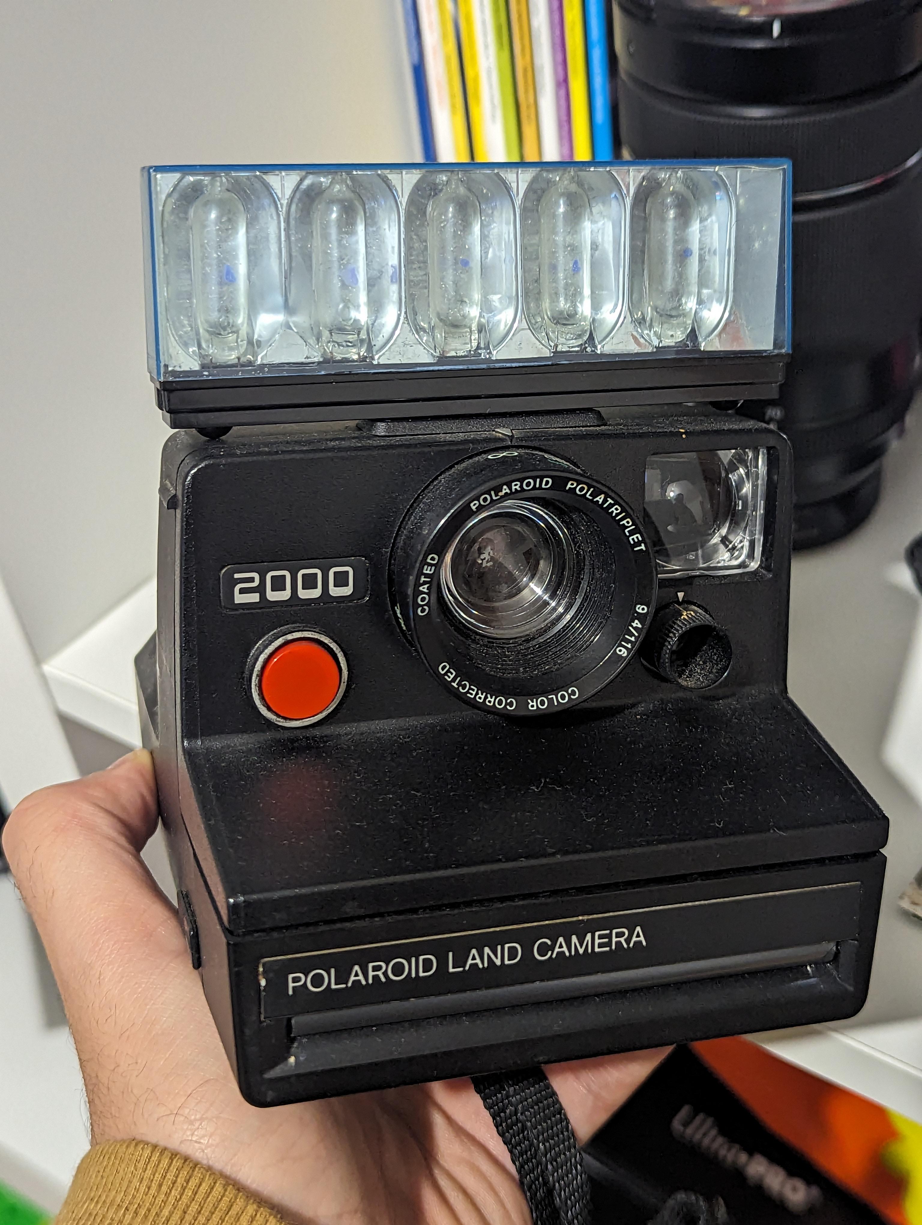 ポラロイドカメラ2000 おばあちゃんからこのポラロイド2000をもらっ