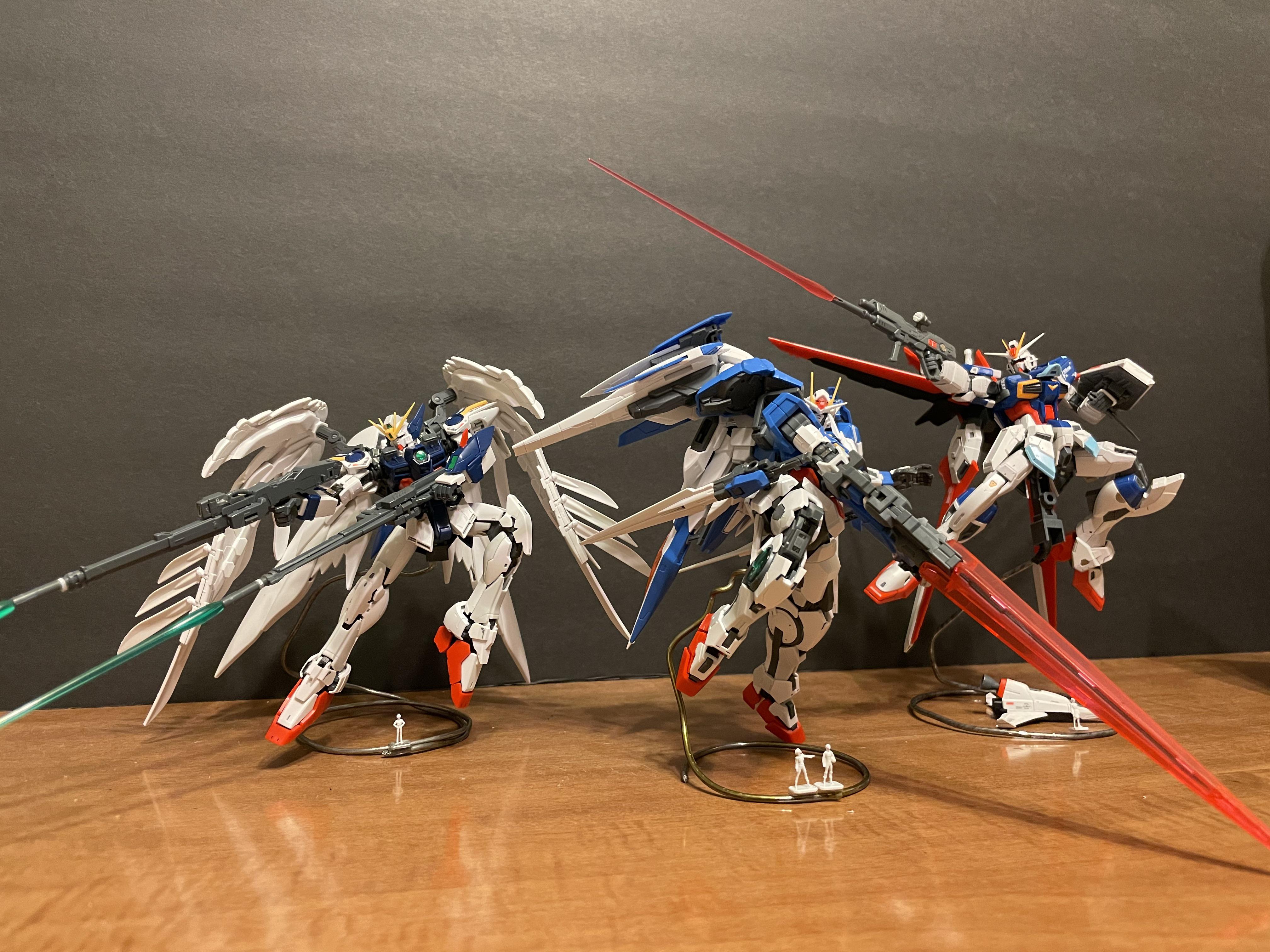 Just Sharing: RG Kits - Wing Zero Custom, 00 Raiser, and Force