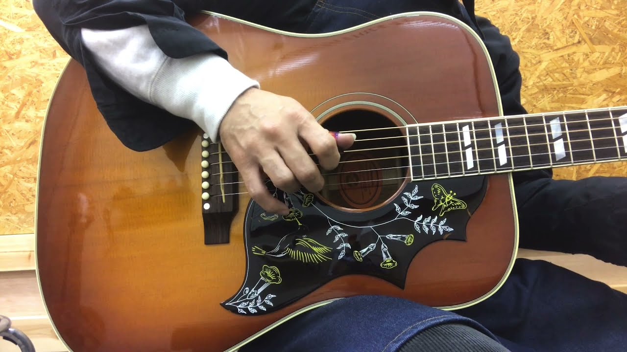 2002年製Gibson Hummingbird - YouTube