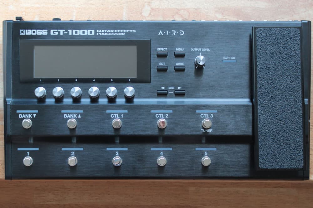 BOSSのギタープロセッサー「GT-1000」徹底レビュー！【エレキギター博士】