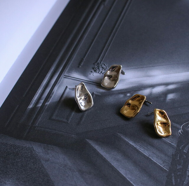 Baqless (バックレス) ピアス アミティクリオ ゴールド/シルバー 絶対