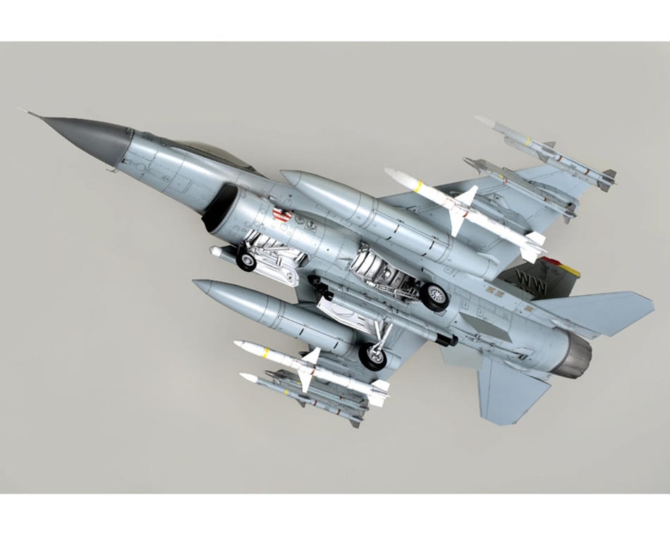 ムスタング様 1/48 タミヤF-16CN 【公式通販】