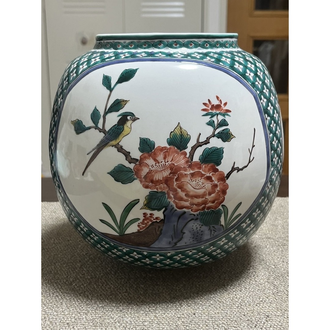 九谷焼 色絵丸紋割取花鳥 飾壷 三代為吉 三ツ井詠一 造