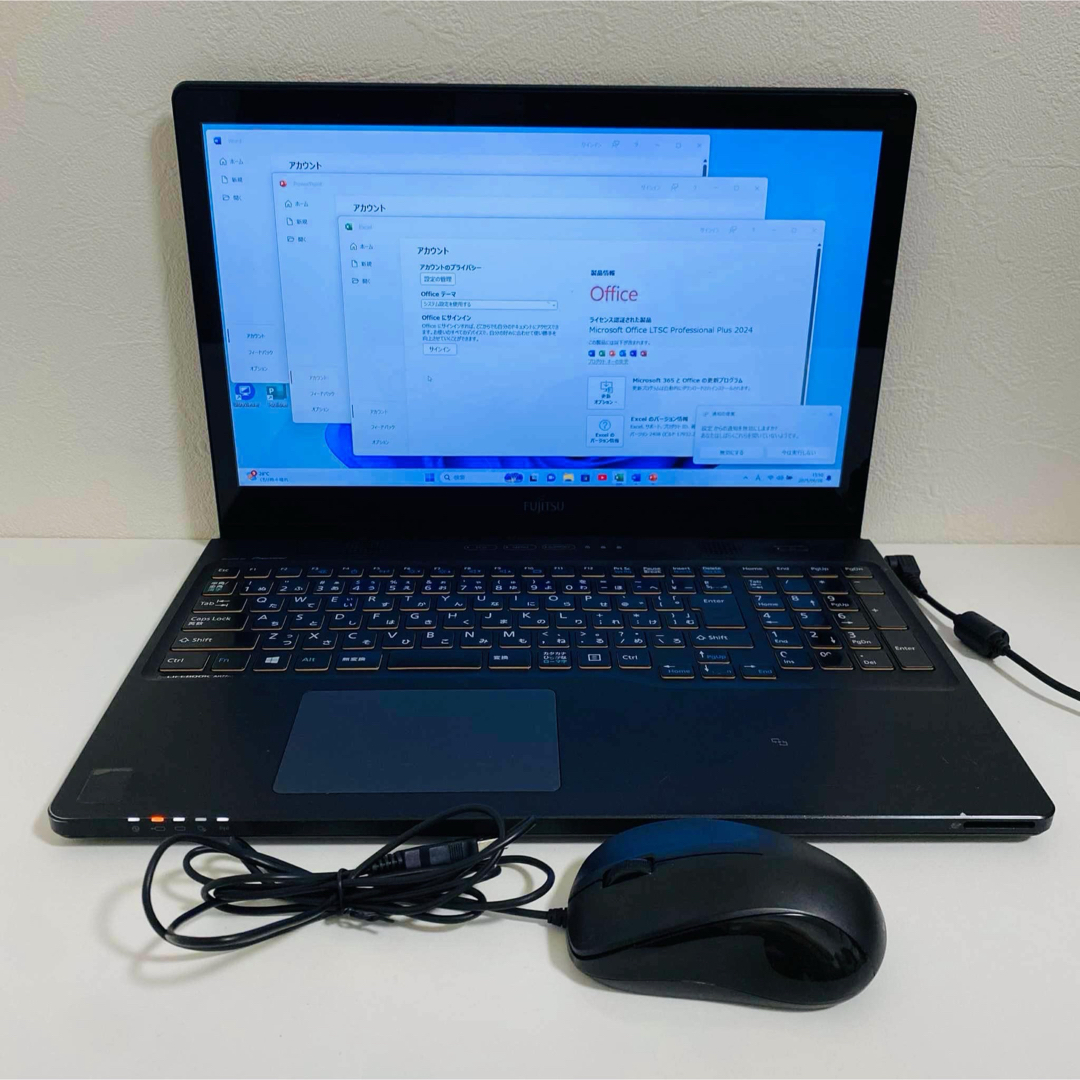 Y894 Fujitsuノートパソコンi7高速SSDサクサクWindows11 富士通 ノート