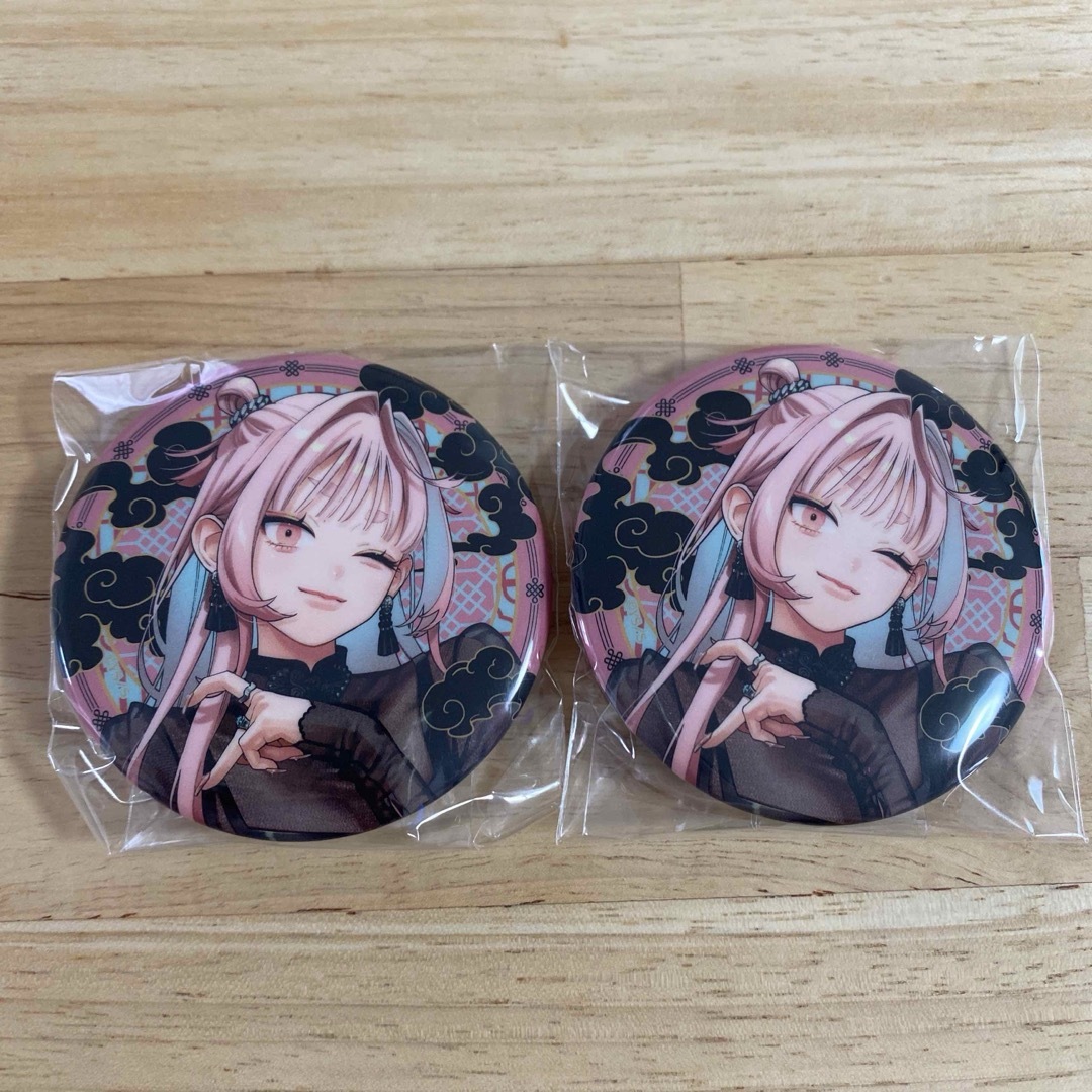 極楽街 アルマ お買い得品 缶バッジ 極楽街 アルマ 中国 缶バッジ