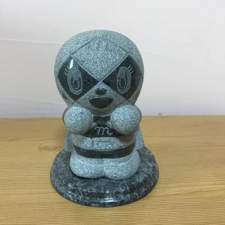 new アンパンマンのドキンちゃん御影石スタチュー