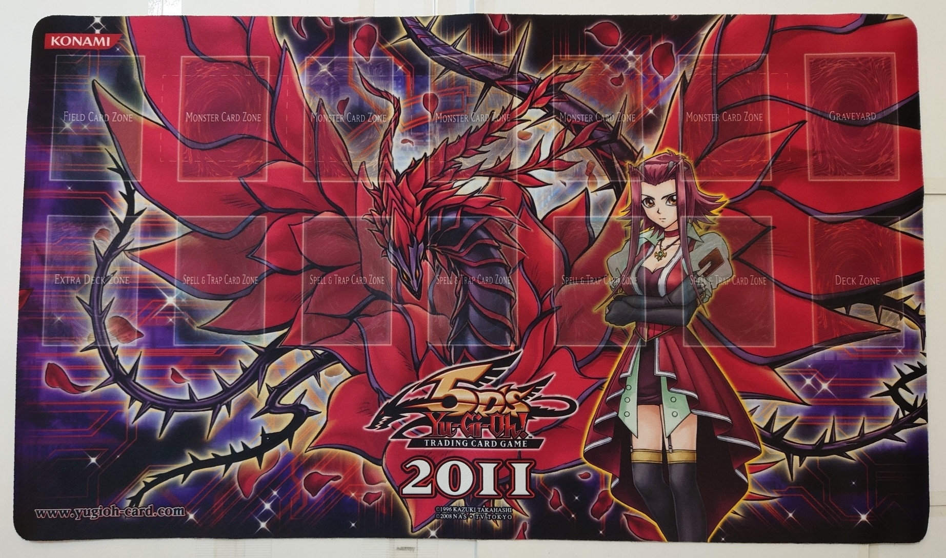 遊戯王 公式 公式 プレイマット ブラック・ローズ・ドラゴン 遊戯王