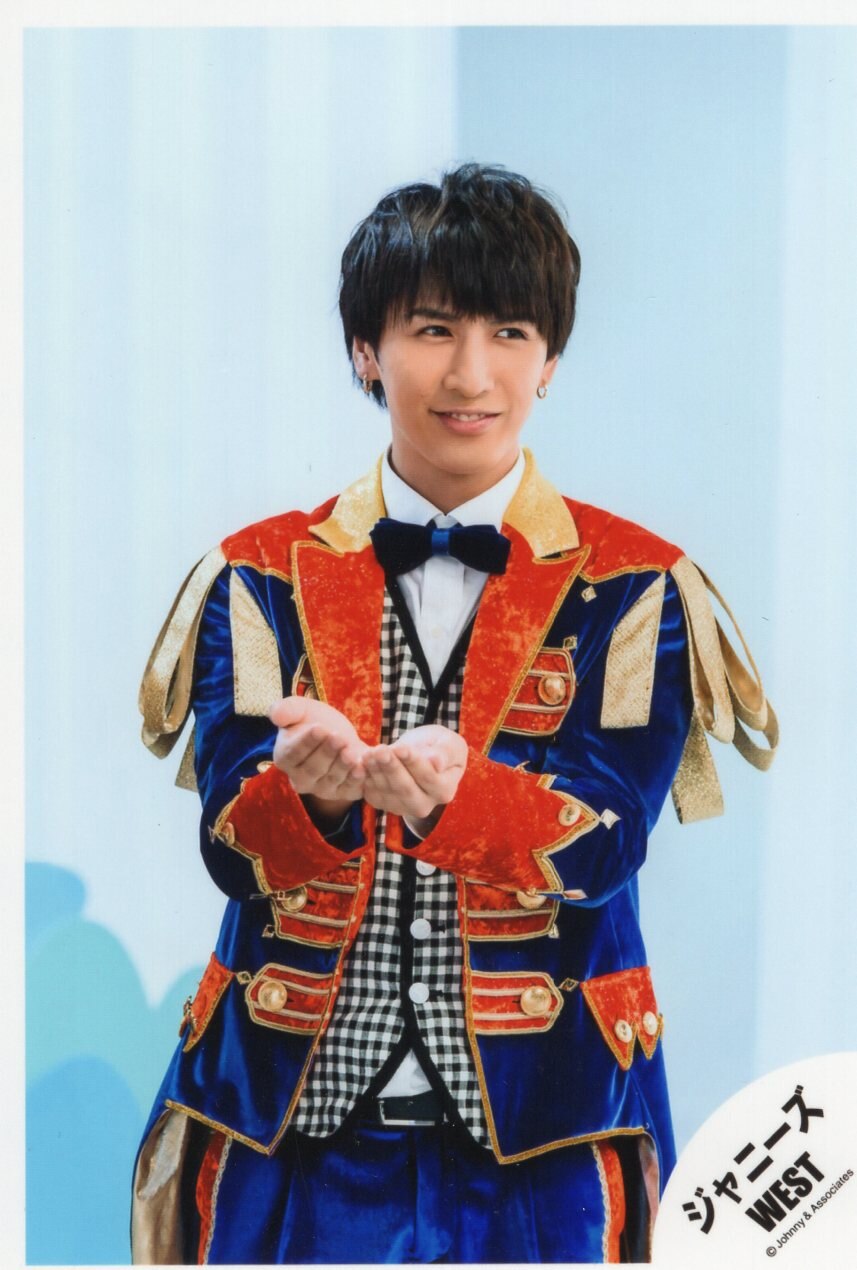 藤井流星 ぶらさげるヤツ 公式写真100枚超 他まとめ WEST. 藤井流星